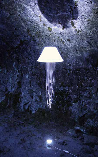 Illustration for article titled Illuminant Lamp is Like a Creepy Hovering Jellyfish
